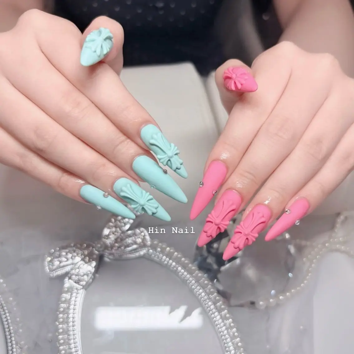 ネイル ハンドネイル HIN NAILのネイルデザイン