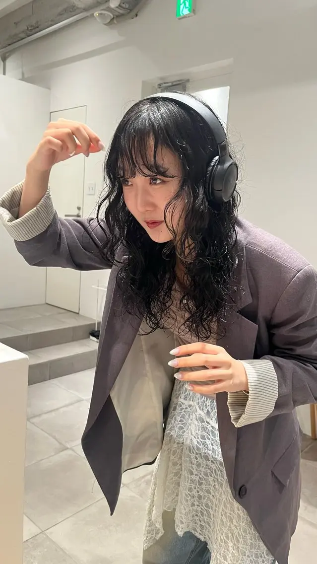 ミディアム e.n.u 烏丸山﨑 菜々実のヘアスタイル