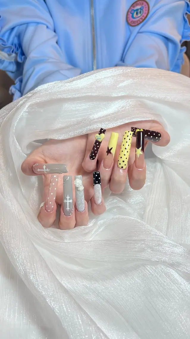ネイル ハンドネイル The 1989 Nail Salonのネイルデザイン