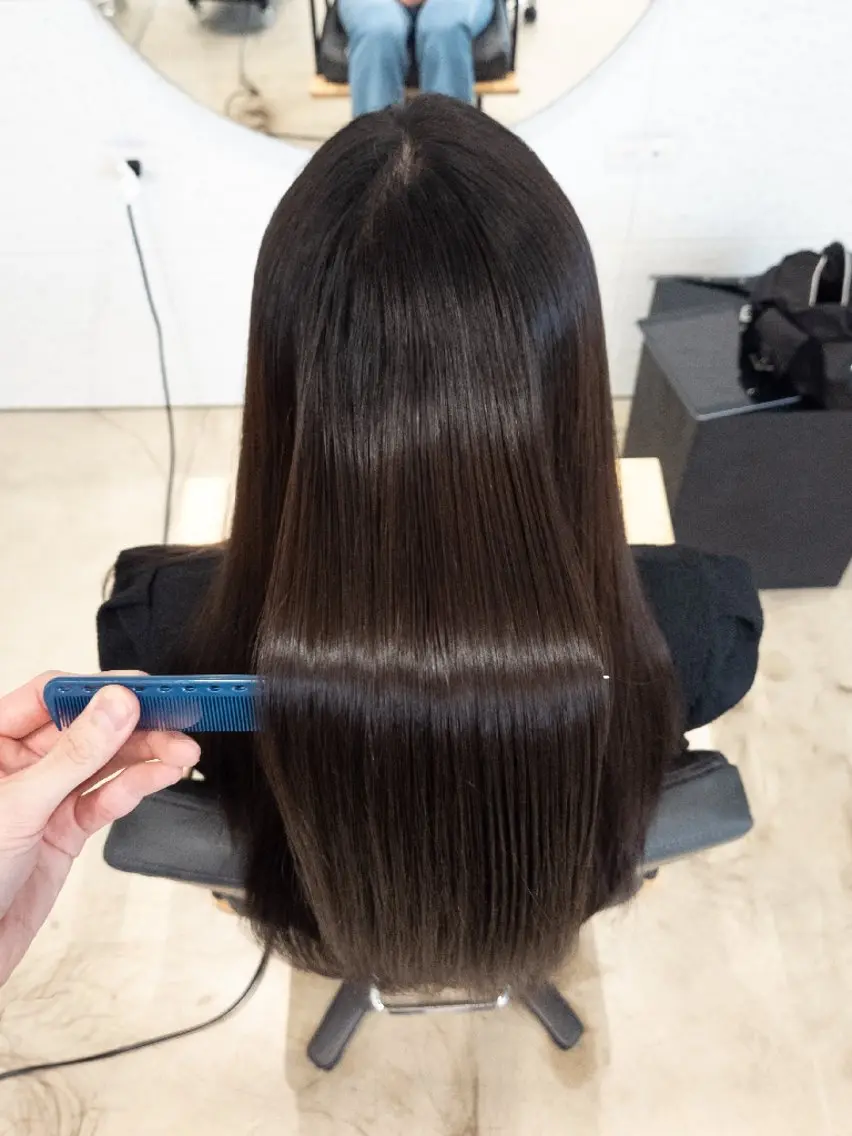 ロング 縮毛矯正 角谷 貫太郎のヘアスタイル