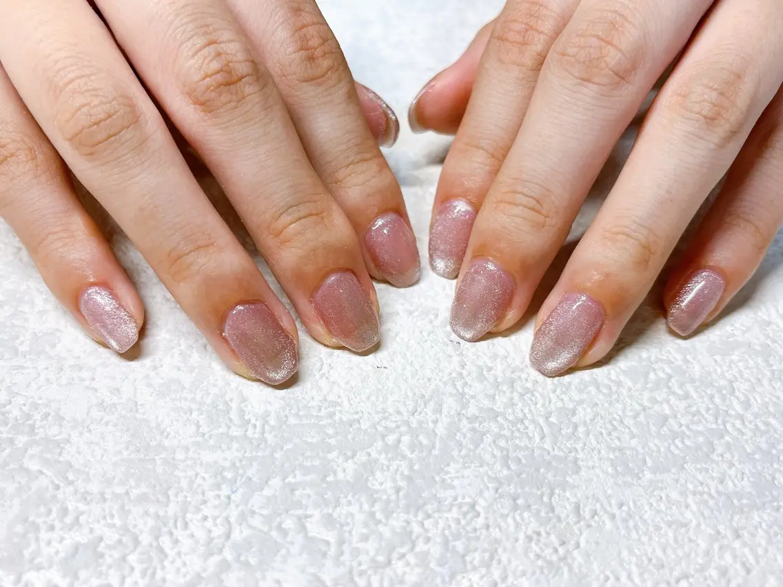 ネイル オーロラネイル フラワーネイル フットネイル フレンチネイル ジェルネイル ハンドネイル mogunail &blowのネイルデザイン