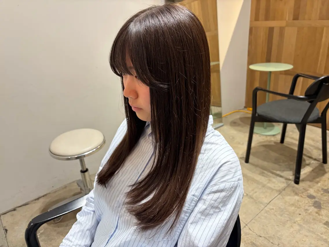 セミロング ユウヒ <レイヤー·パーマ>のヘアスタイル