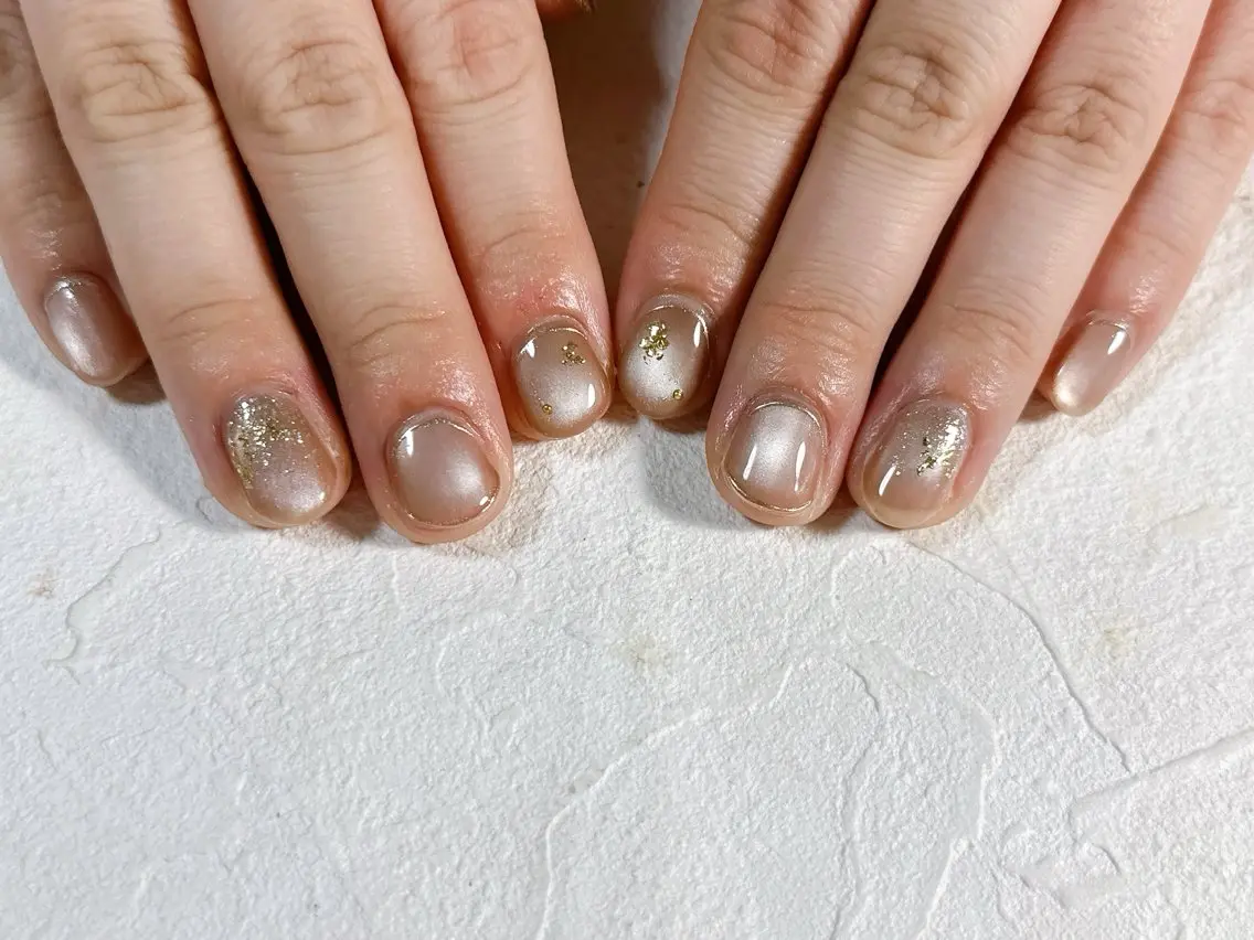 ネイル オーロラネイル フットネイル フレンチネイル ジェルネイル マグネットネイル kiki nail たまプラーザのネイルデザイン
