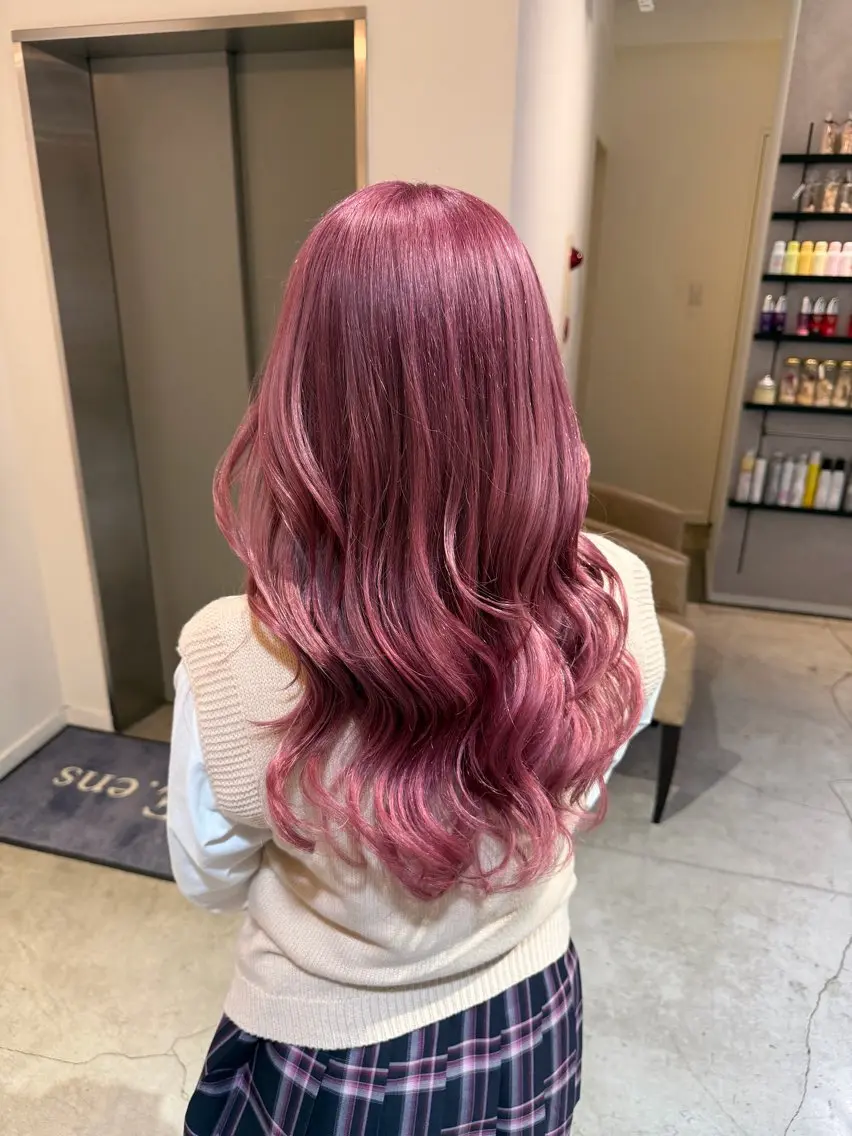 ロング カット ヘアカラー トリートメント 髪質改善/韓国風 🦕AKARI🩵のヘアスタイル