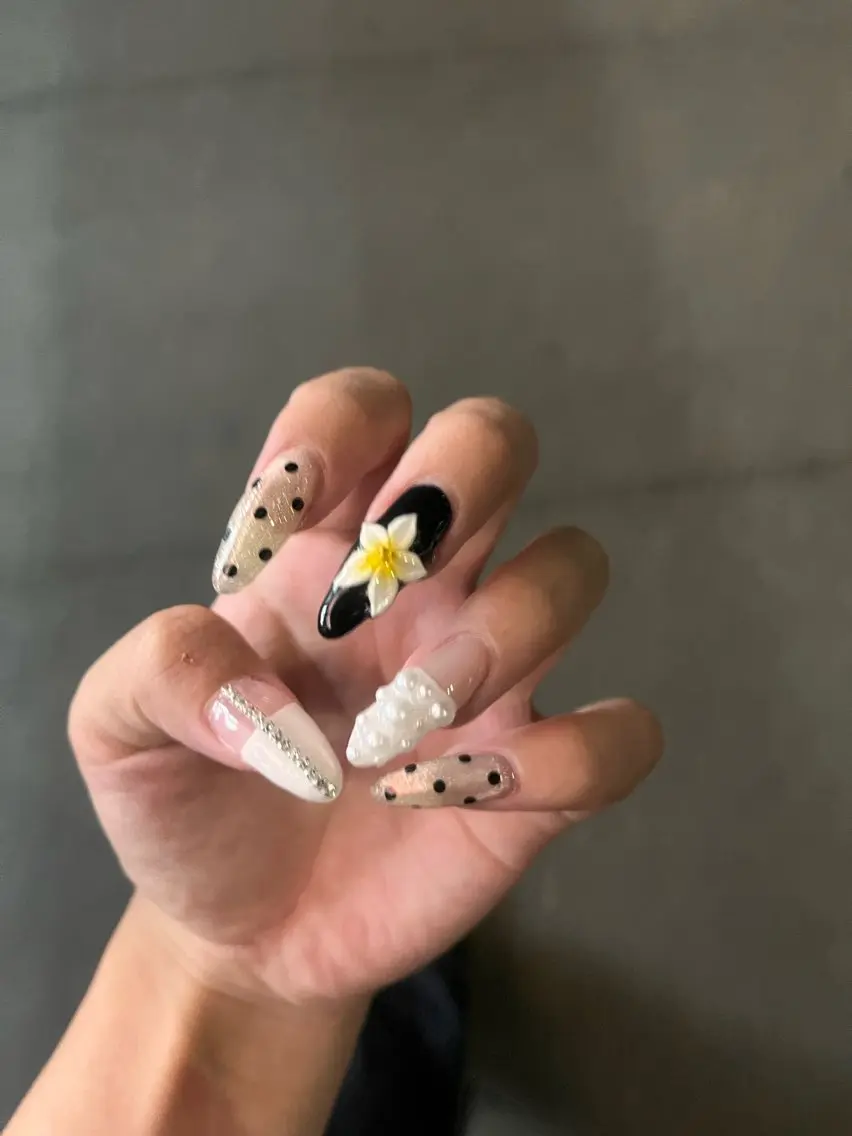 ネイル nailAlaia 妙典店 アイリのネイルデザイン