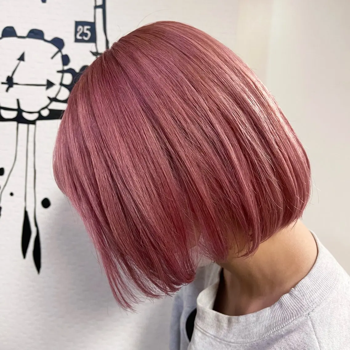 ミディアム カラー ｼﾉｻﾞｷ ｷﾅのヘアスタイル