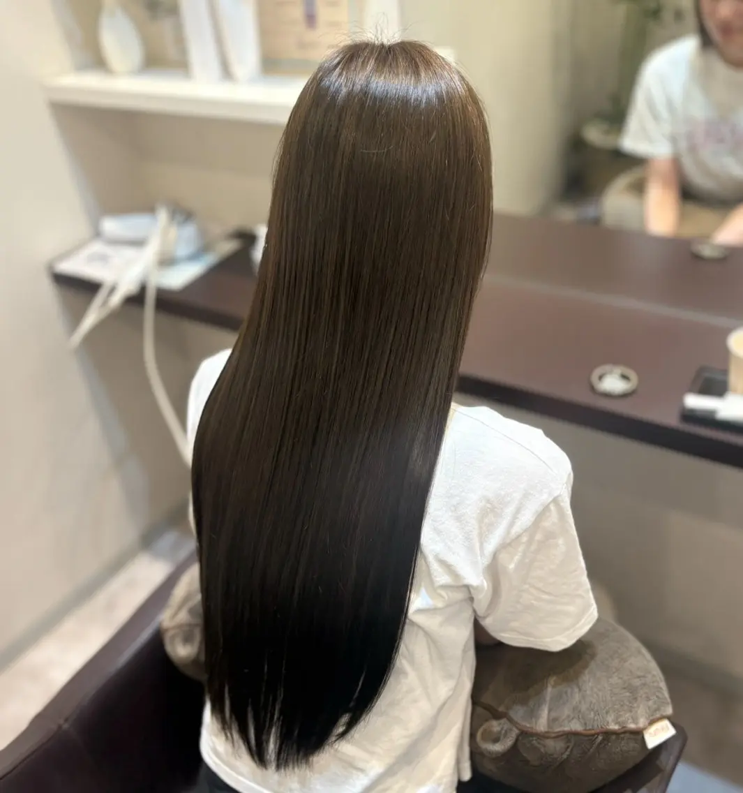 ロング カット ヘアカラー トリートメント 山下ちひろ/髪質改善 /メンズ/縮毛矯正のヘアスタイル