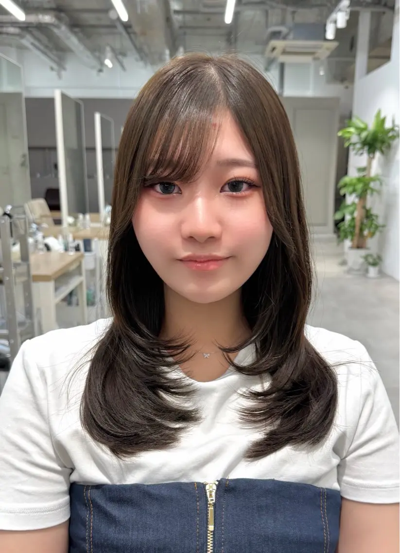 セミロング レイヤー／大宮／韓国 🤍AYA🤍のヘアスタイル