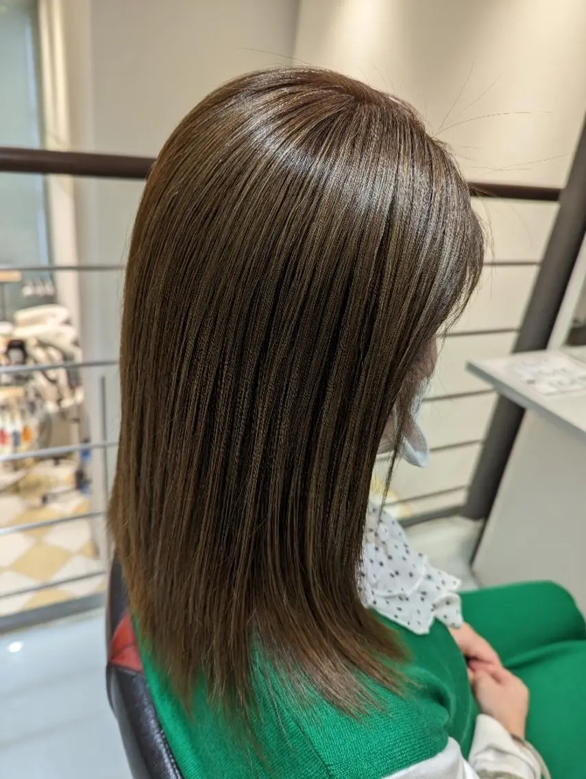 ✨髪質改善✨酸熱トリートメント+炭酸クレンジングシャンプー+似合わせカットの写真