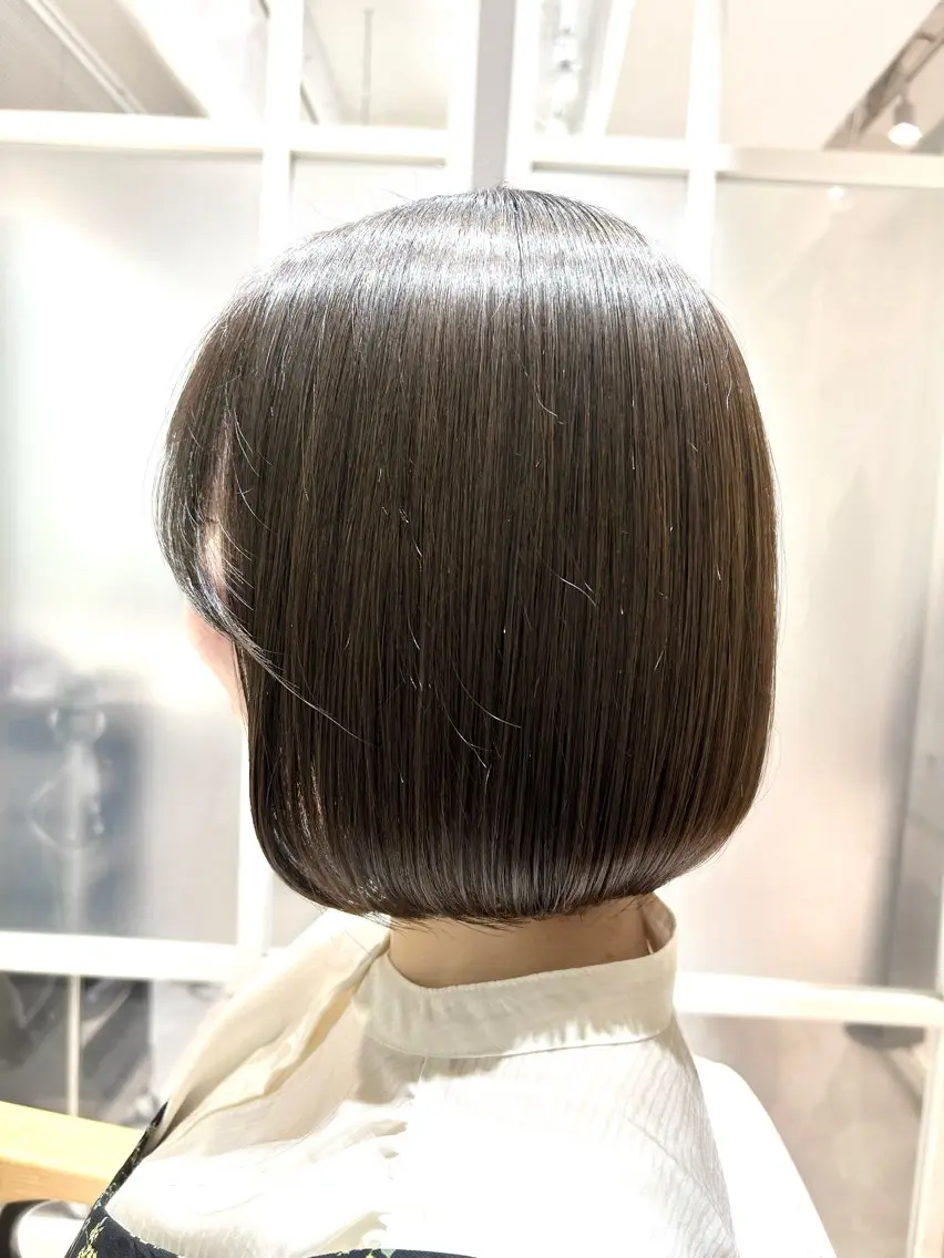 カット+カラー+地毛風ストレート+HITA treatment 【ボブ/ショート】の写真