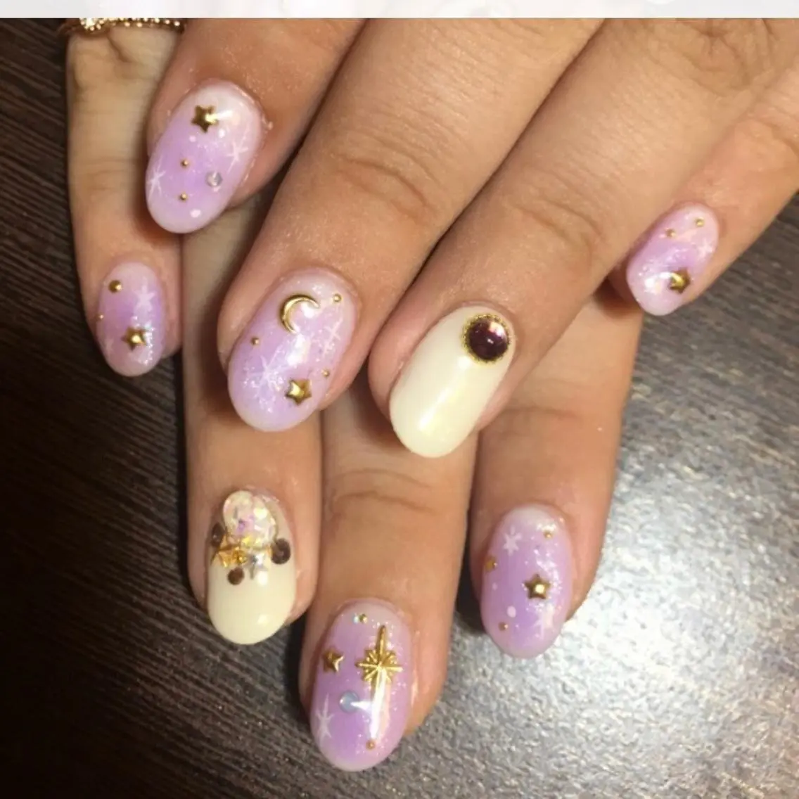 ネイル アートネイル 安藤 Charlotteのネイルデザイン