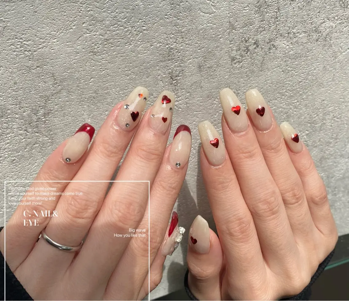 ネイル フラッシュネイル 氷ネイル・うるうるネイル キラキラネイル 韓国ネイル マグネットネイル C.Nail &Eyeのネイルデザイン