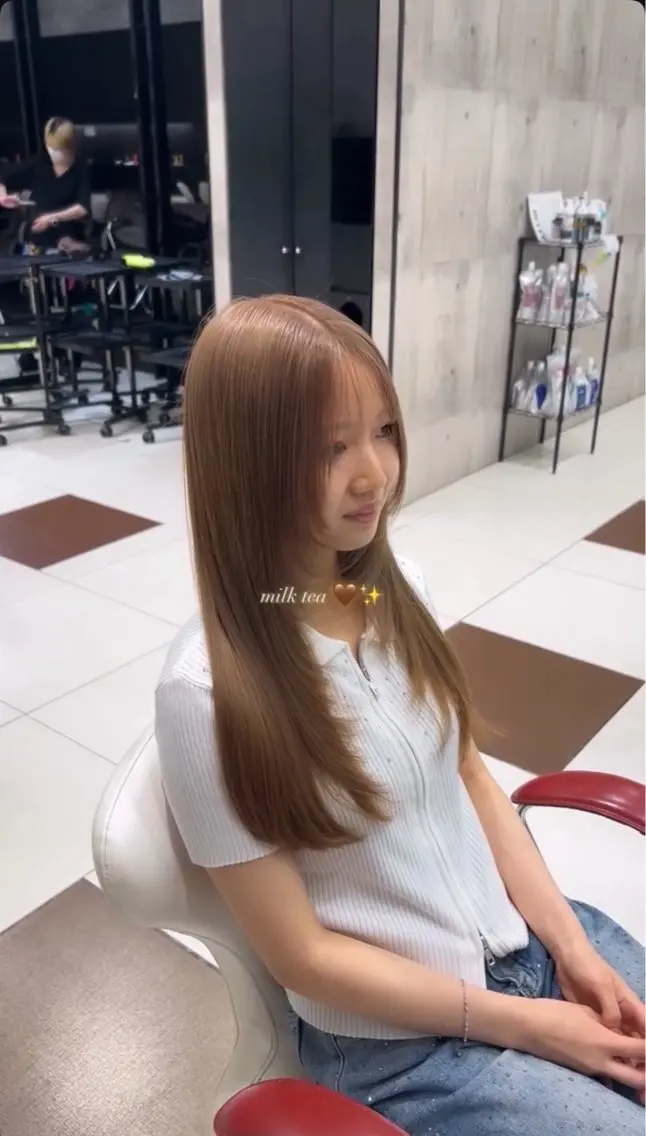 ロング ヘアカラー ハイトーンカラー✨️ 艶カラー特化Amiのヘアスタイル