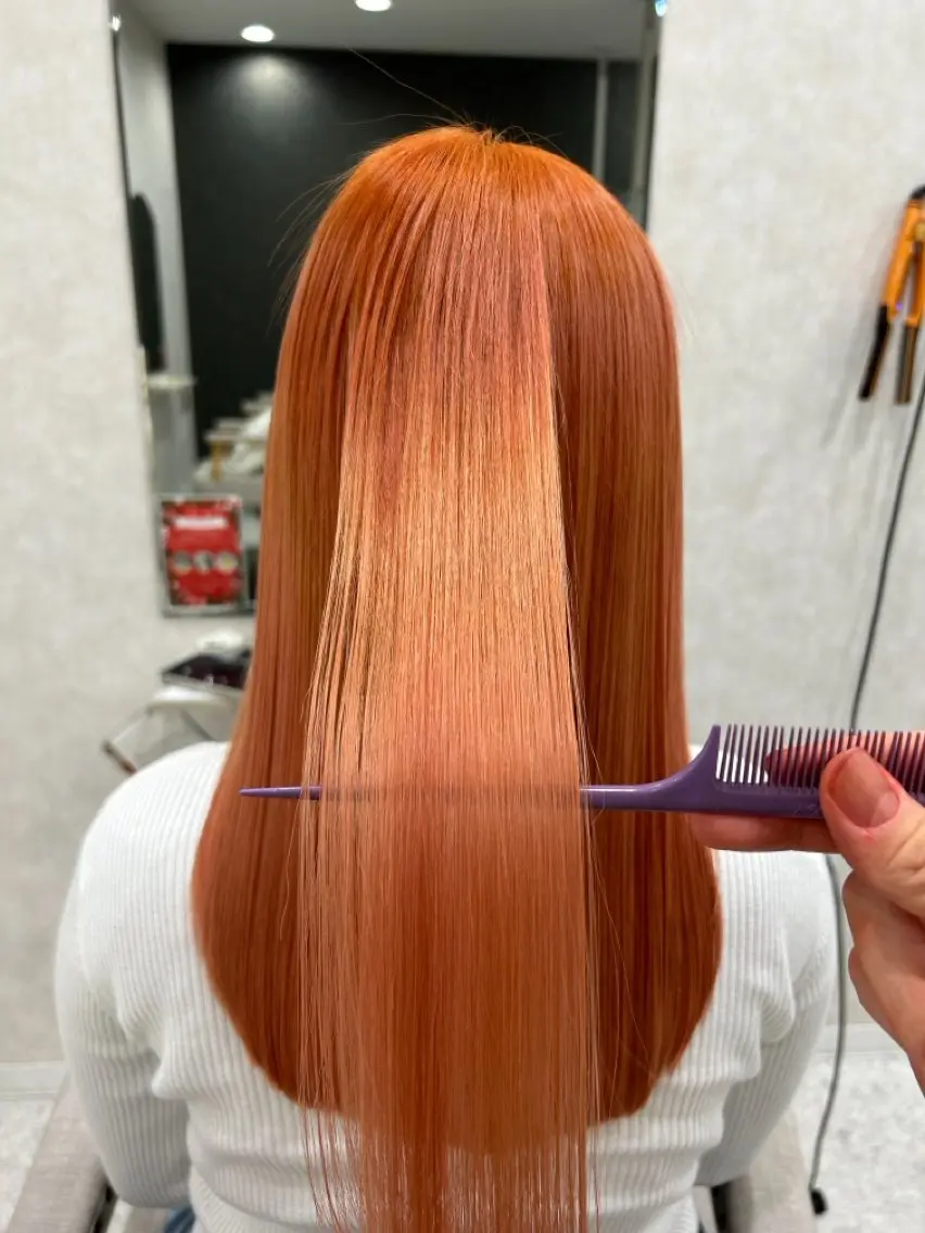 ロング カラー オレンジ 山碕 遼のヘアスタイル