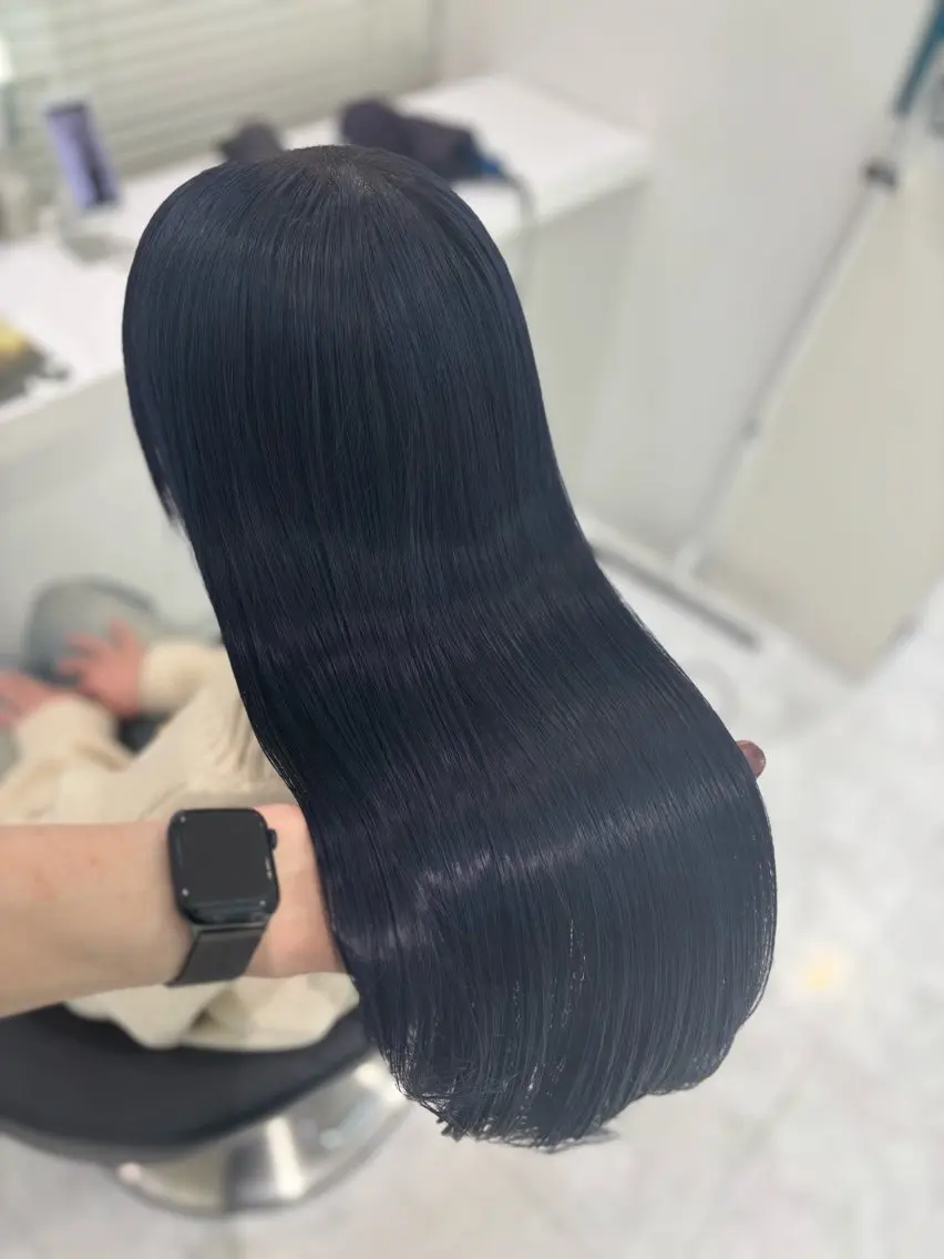 ロング カラー 流行りの透明感カラー ×縮毛矯正🤍ユウのヘアスタイル