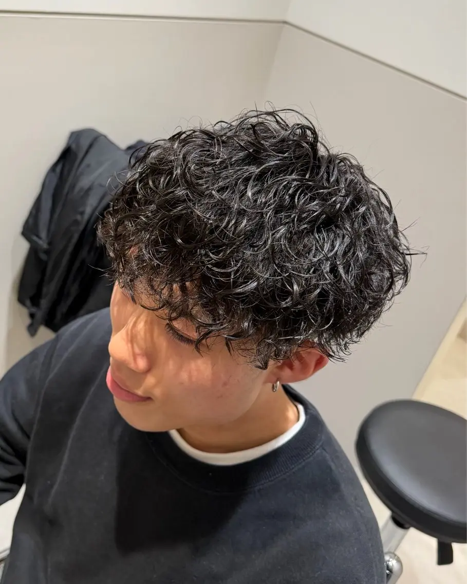 ショート パーマ メンズ メンズパーマ プードルパーマ 波巻きパーマ プードルパーマ パーマ 下北沢／メンズ/ メンズパーマ/優樹のヘアスタイル