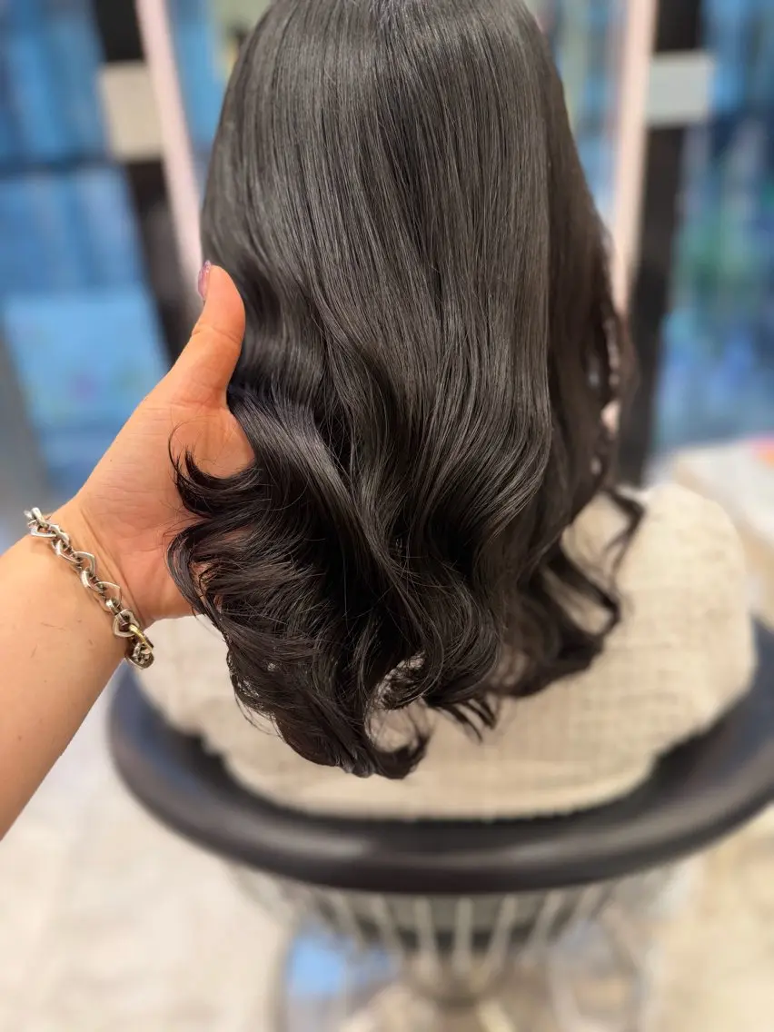 セミロング カラー グレージュ カット ヘアカラー トリートメント 韓国カラーお任せ❤️ アサコサユリ🎀の眉毛・アイブロウイメージ