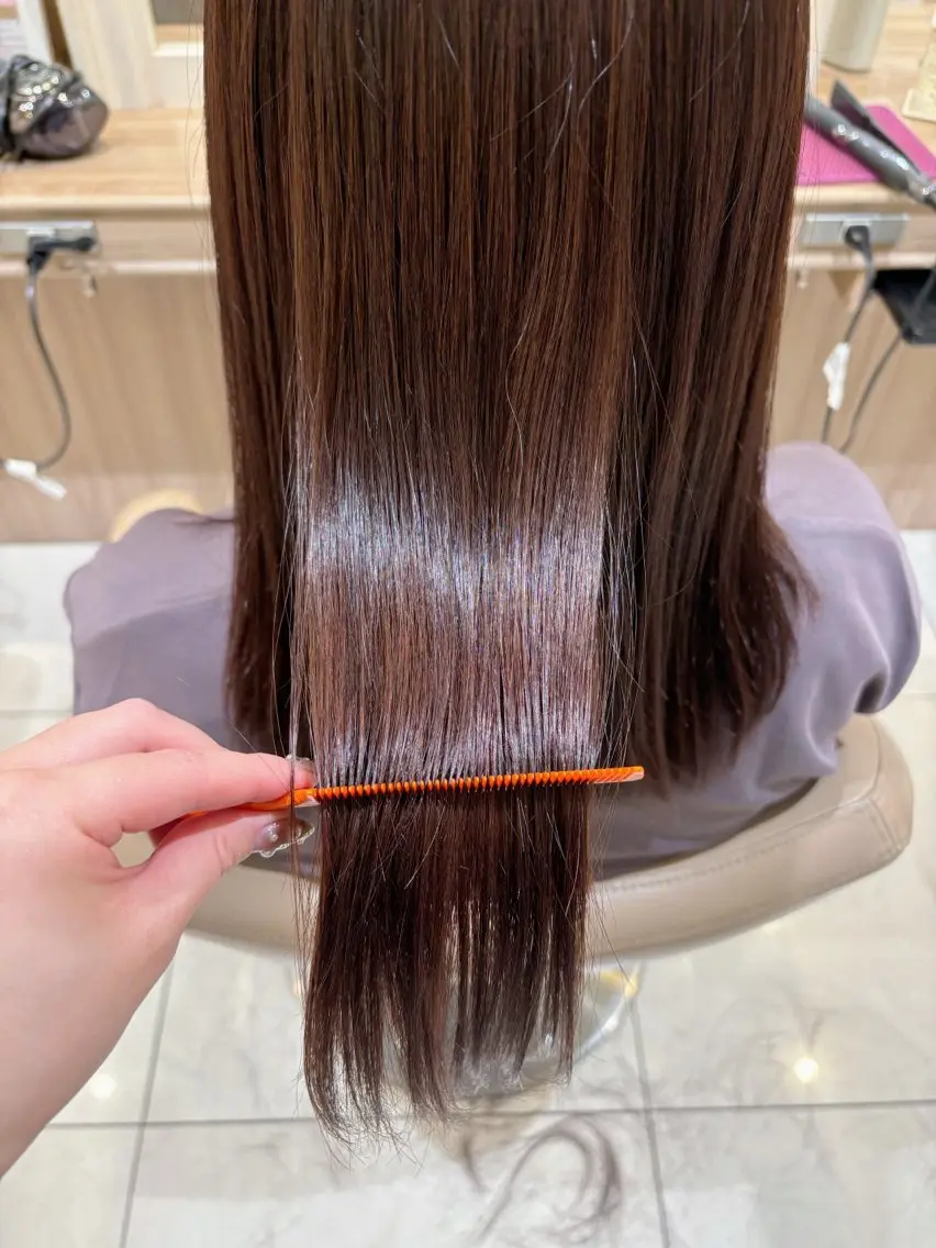 セミロング パーマ 縮毛矯正 トリートメント ハイトーンカラー☁️ 西條 楓花のヘアスタイル