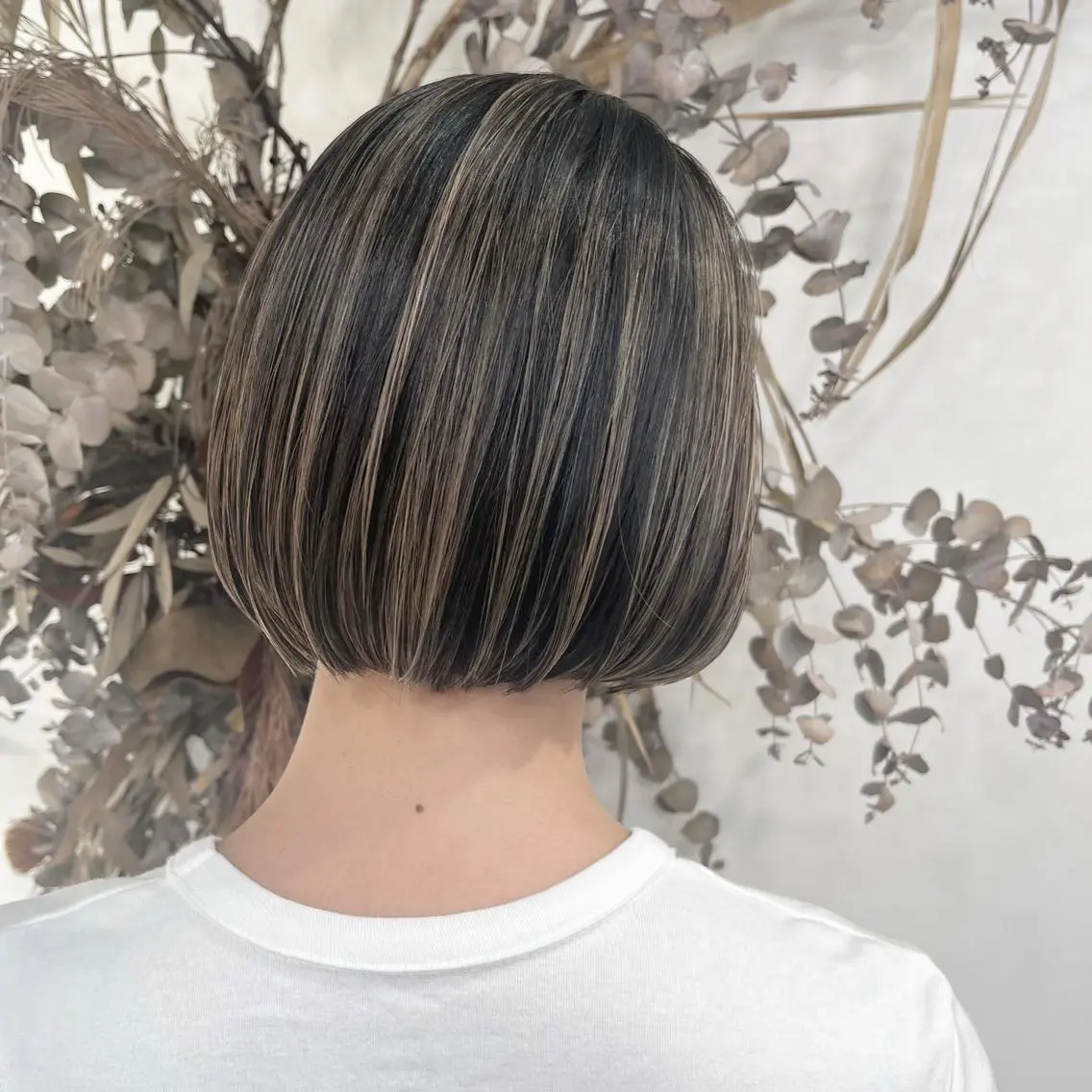 ショート カラー カット ヘアカラー トリートメント 縮毛矯正/髪質改善 白髪ぼかし/裕香のヘアスタイル