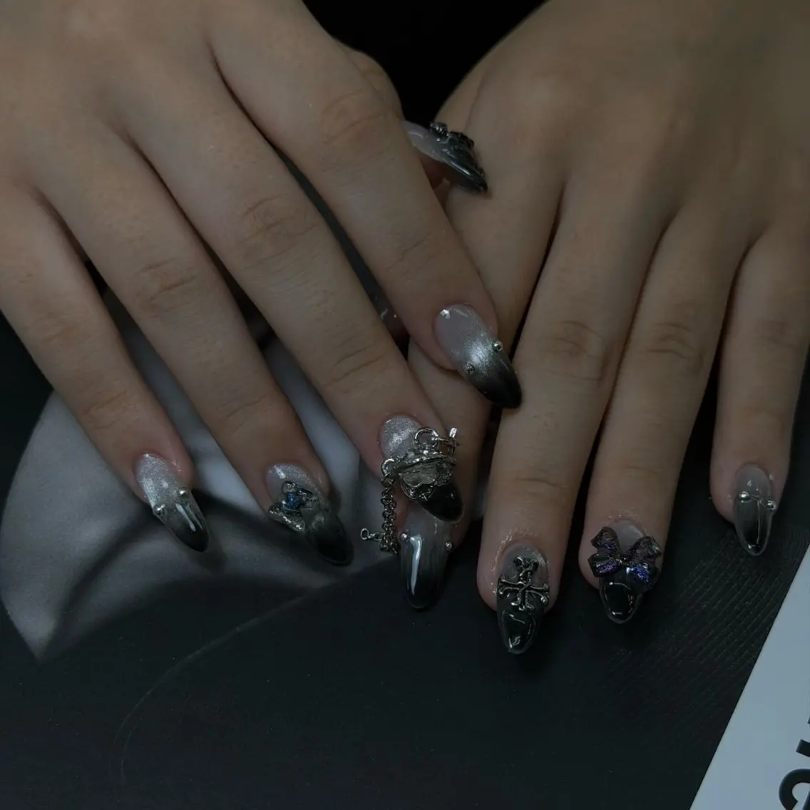 ネイル フラッシュネイル フレンチネイル ジェルネイル ガラスフレンチ 韓国ネイル LEMON NAIL FUK(博多駅前)のネイルデザイン