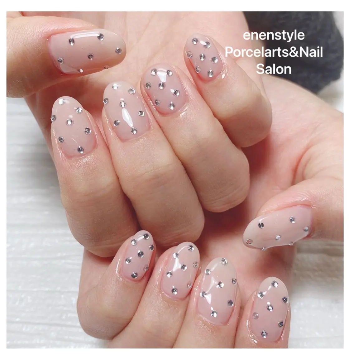 ミディアム ネイル 🐾enen style 🐾のネイルデザイン