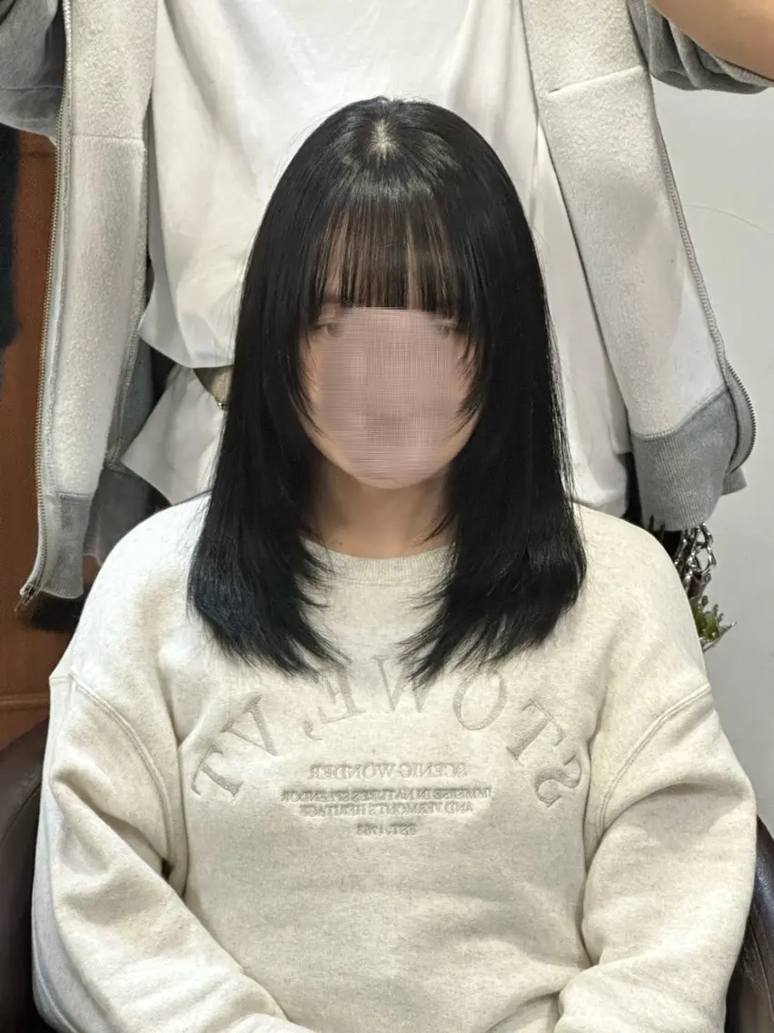 セミロング カラー 黒髪 ブルーカラー ブルーブラック レイヤーカット 縮毛矯正 巻けないけど美髪 作れます丸山智久のヘアスタイル