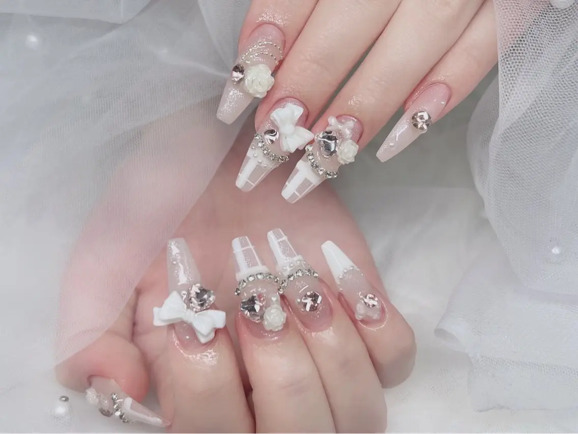 ネイル ブルー ドット フレンチネイル 韓国ネイル レース ハンドネイル Kei Nail Salonのネイルデザイン