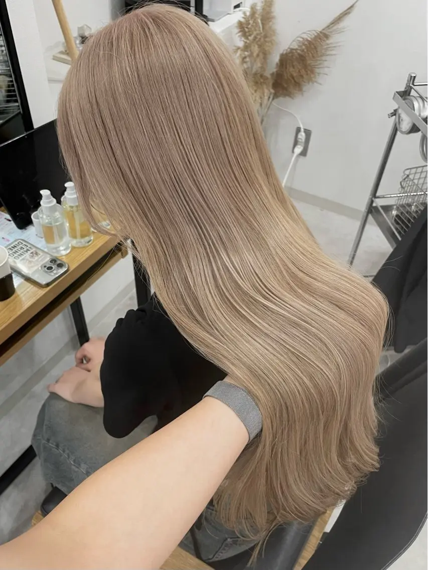 全頭or根本のみ ケアブリーチ+カットカラー【#ハイトーン#ダブルカラー】の写真