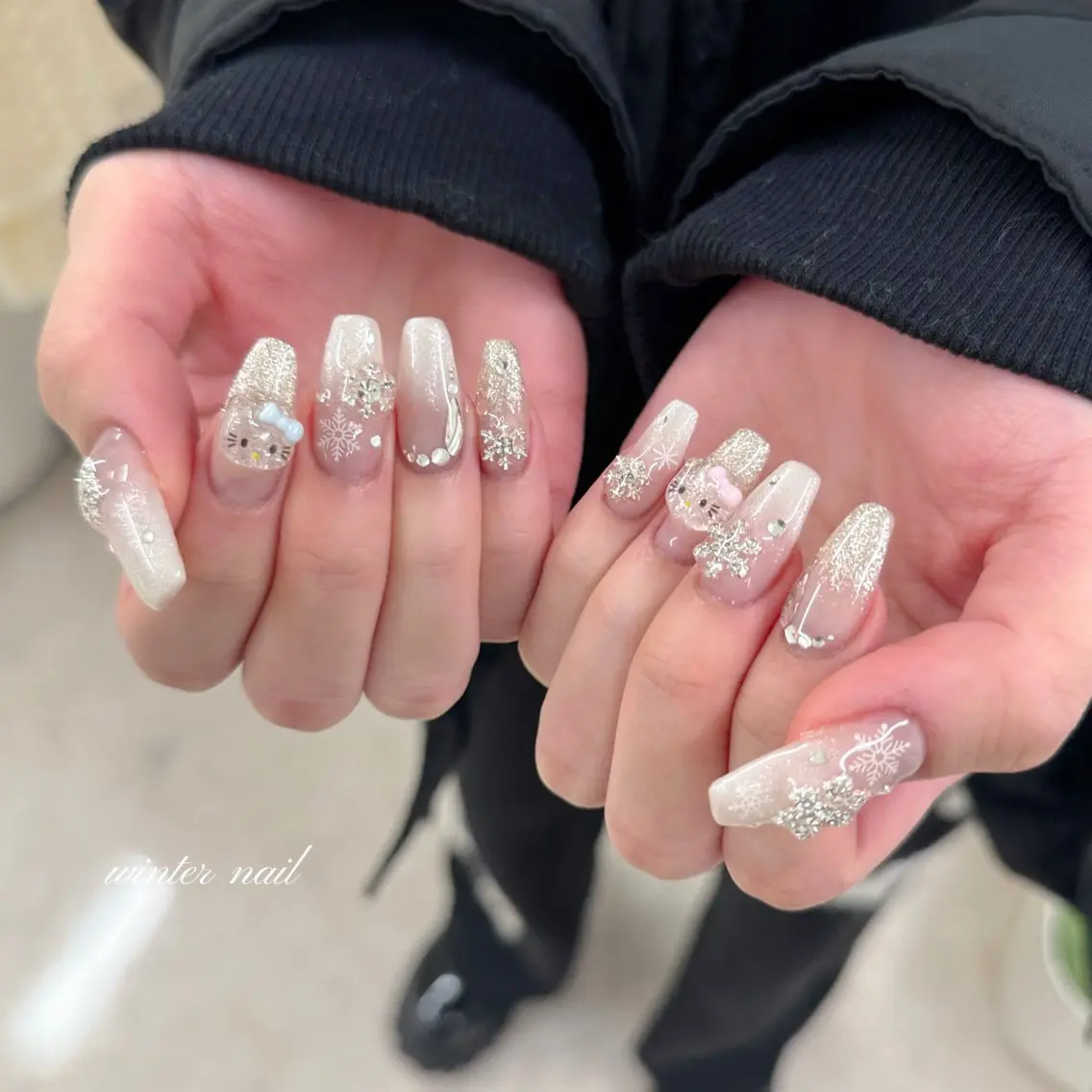 ネイル ハンドネイル UnFLAIR 麻布十番店🧸NAOのネイルデザイン