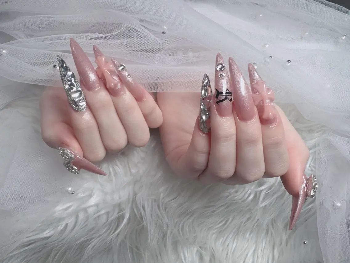 ネイル フレンチネイル ジェルネイル ハロウィン 韓国ネイル マグネットネイル ハンドネイル H.baby Nail Salonのネイルデザイン