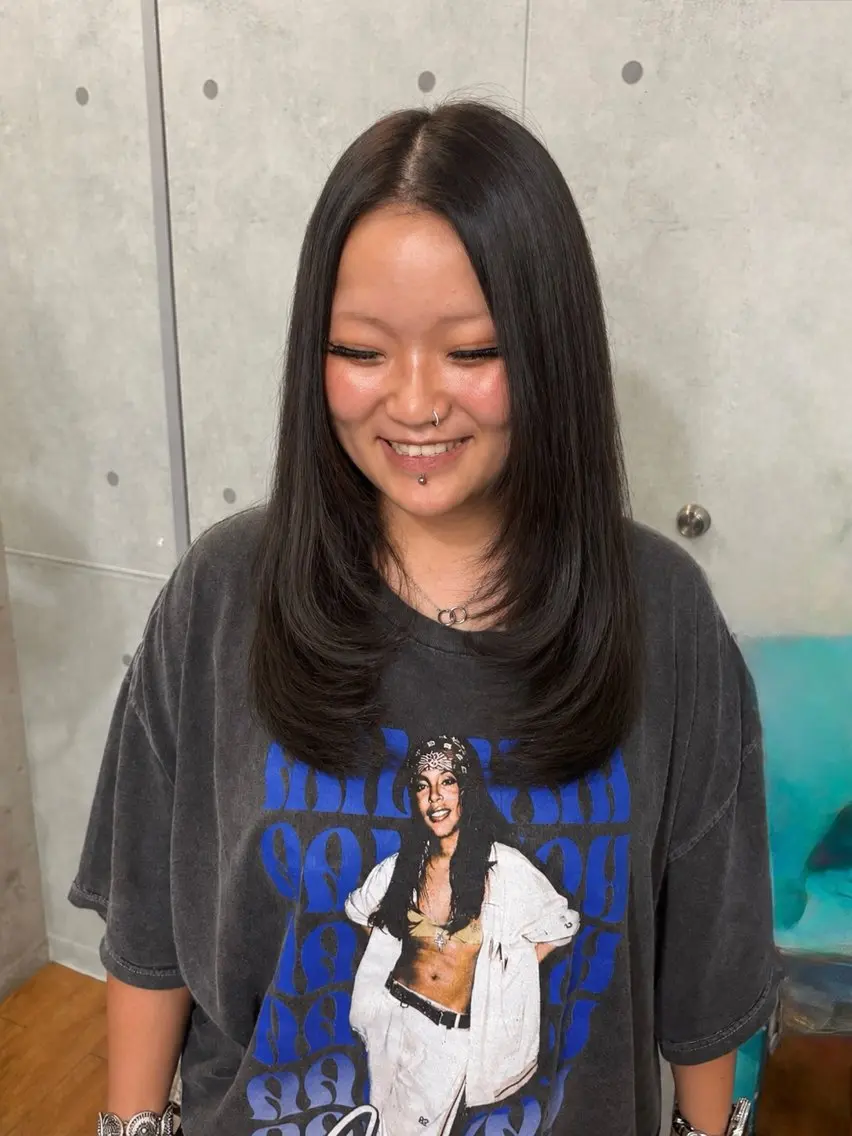 ロング ヘアカラー 🎗️かとう しほ🎗️のヘアスタイル
