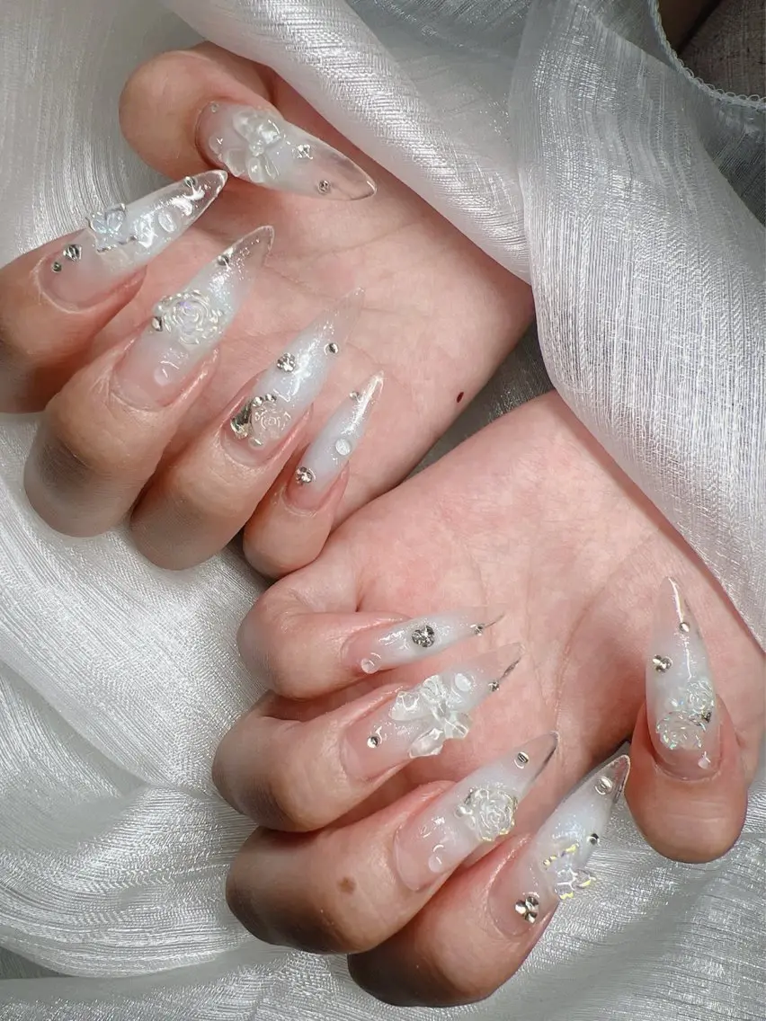 ネイル 長さ出し グラデーション キラキラネイル マグネットネイル ニュアンスネイル Lee Nails チップ長さだし専門店のネイルデザイン