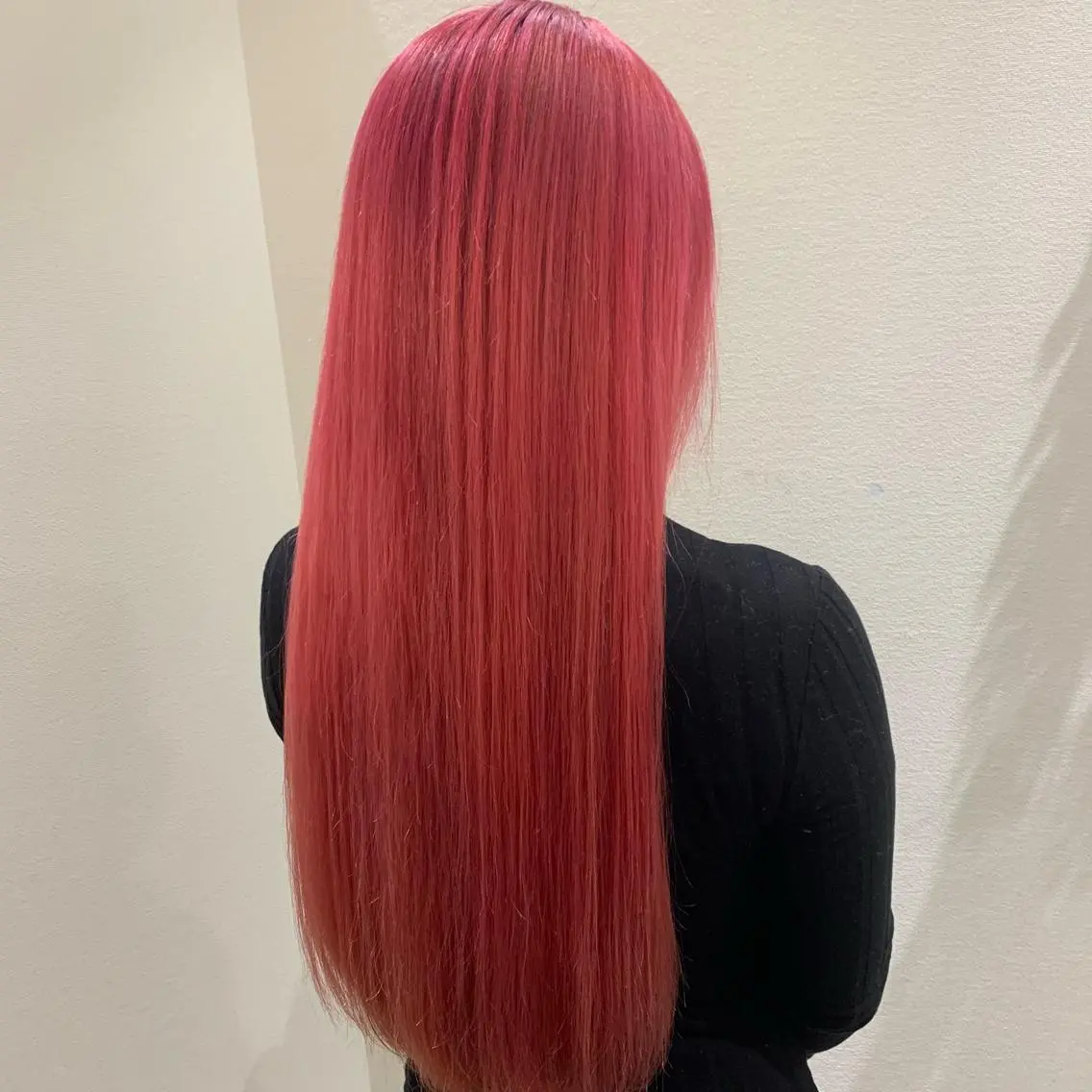 ロング カラー ブリーチ ハイトーンカラー インナーカラー ピンクカラー ロング カット ヘアカラー トリートメント 🌹髪質改善縮毛特化 小山正悟🌹のヘアスタイル