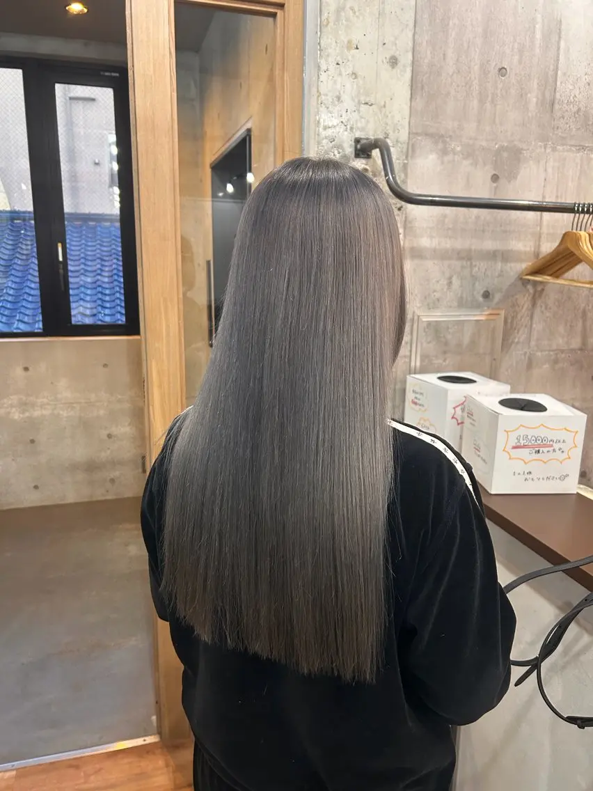 ロング カラー ヘアカラー 若林 玲奈のヘアスタイル