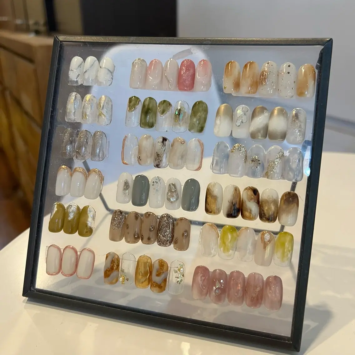 ネイル ニュアンスネイル Mネイル久屋店 KOZUEのネイルデザイン