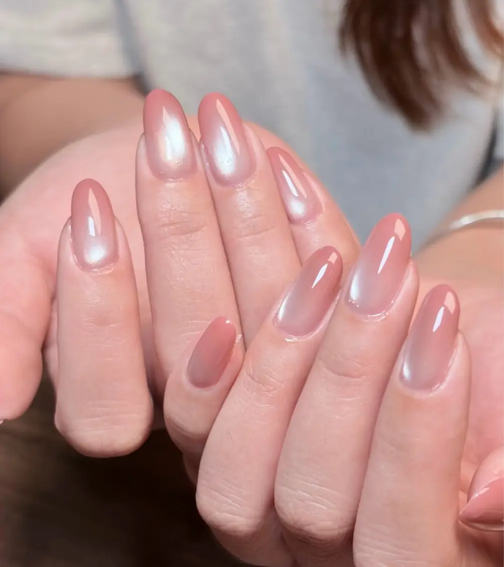 ネイル オーロラネイル 長さ出し フラッシュネイル フラワーネイル ホログラムネイル ハンドネイル 🎀 Ruruのネイルデザイン
