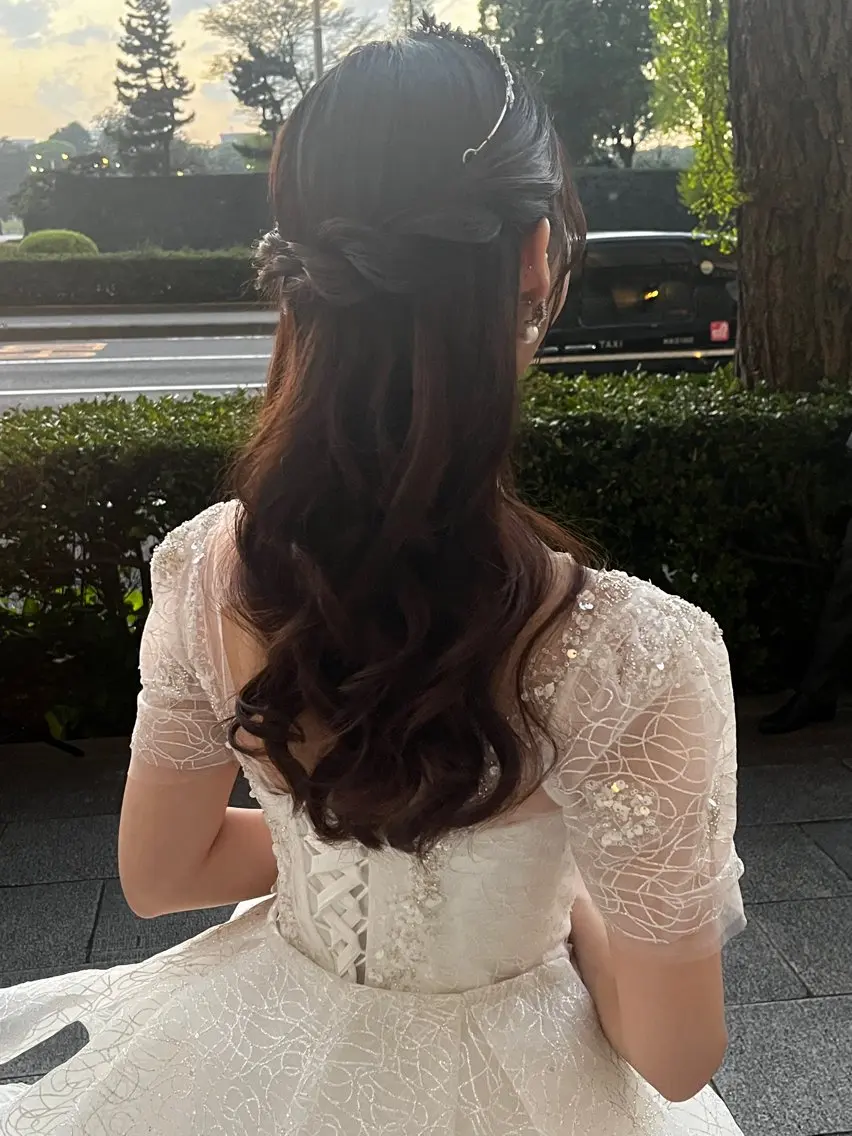 セルフフォトウェディングヘアメイク+顔まわり前髪カットの写真