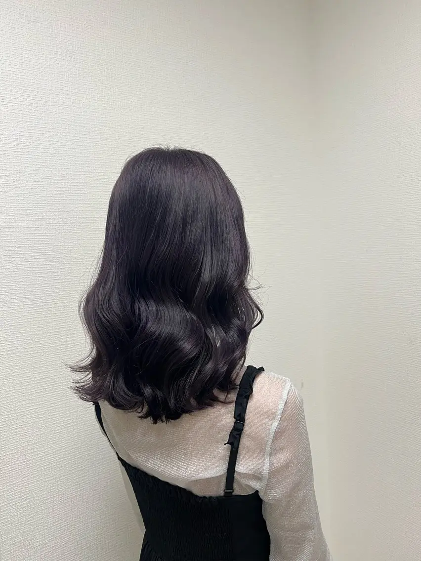 ロング カラー モテ髪ハイトーン🫧 serina🎀池袋のヘアスタイル
