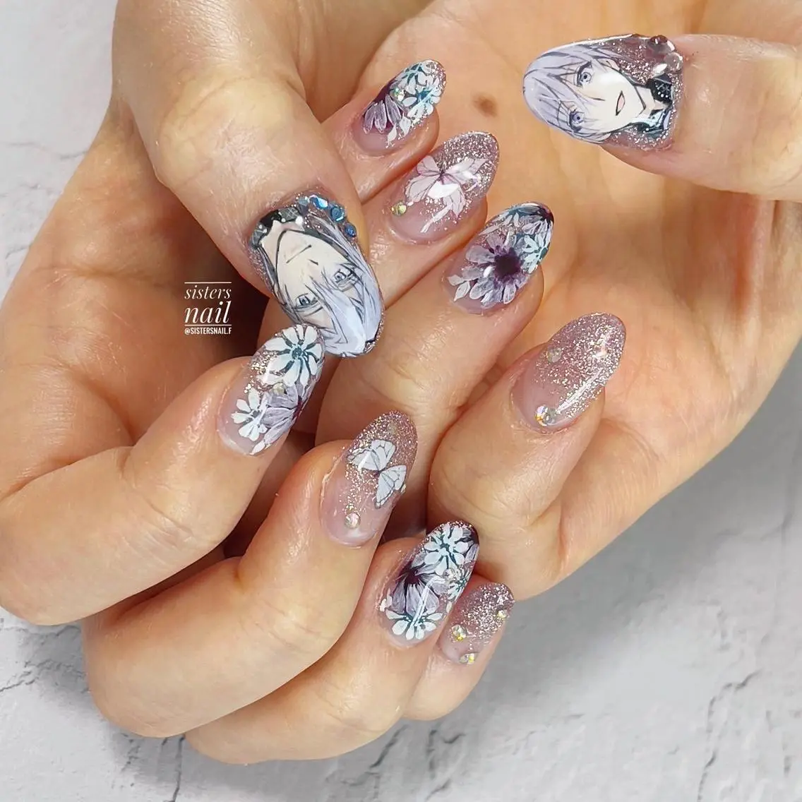 ネイル アートネイル フラワーネイル キラキラネイル ラメ(グリッター) パープル sisters nail.fのネイルデザイン