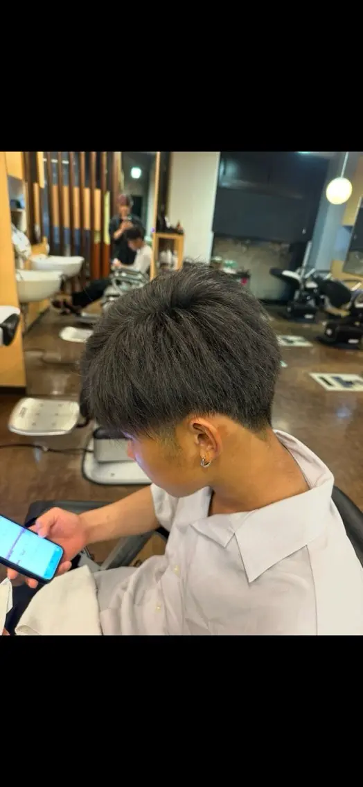 メンズ メンズカット専門 パーマモデル探し中のヘアスタイル