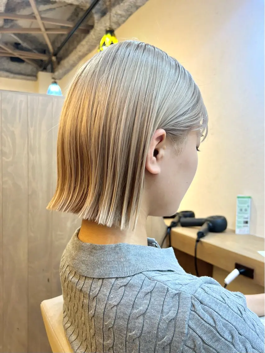 ショート カラー ボブ カット トリートメント 神戸ボブ✂️ ioe三宮/田 伸佳のヘアスタイル