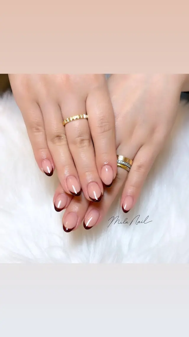 ネイル ボルドー フレンチネイル シンプルネイル ハンドネイル Mila Nail🐈のネイルデザイン