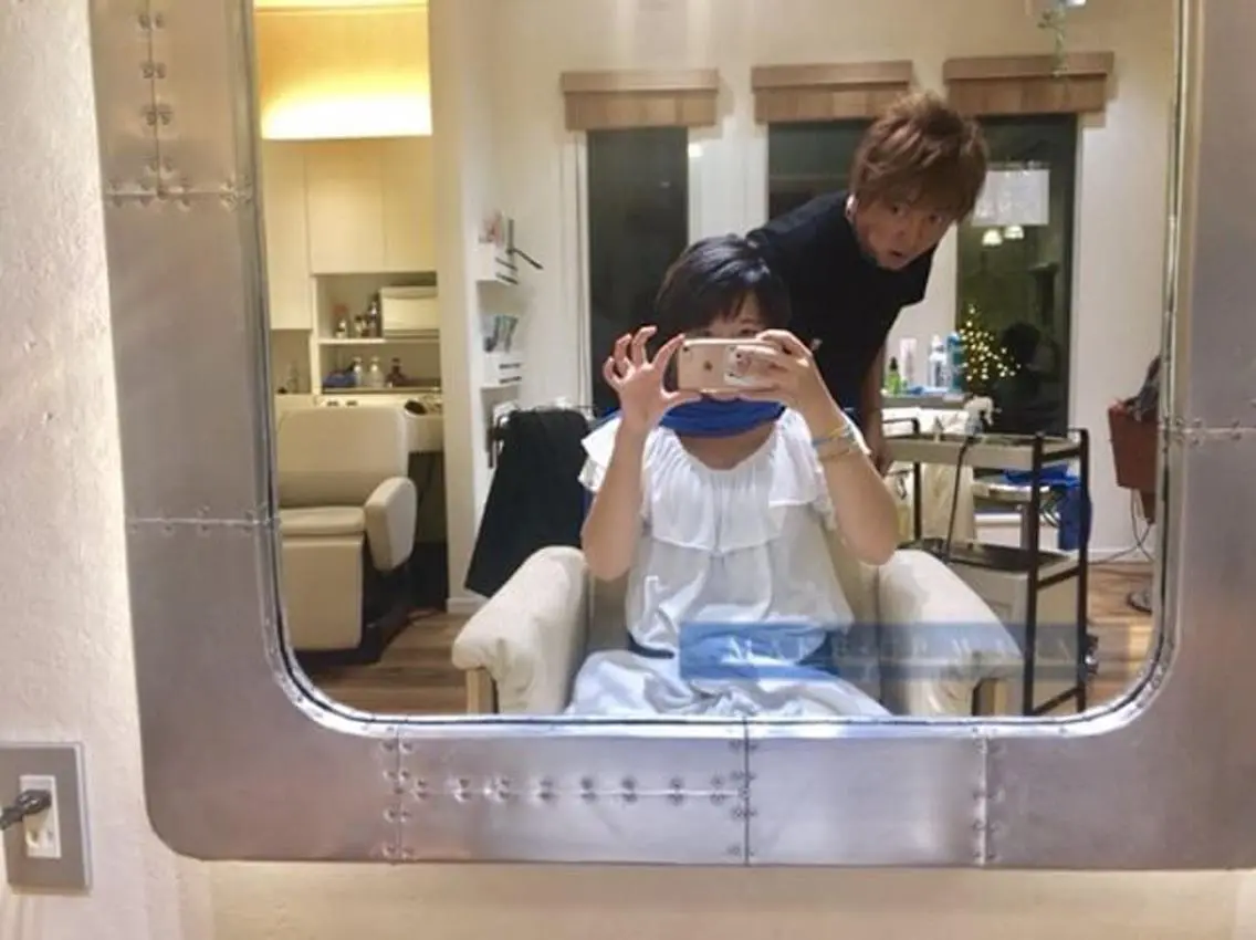 ショート MAKEーUP WARMのヘアスタイル