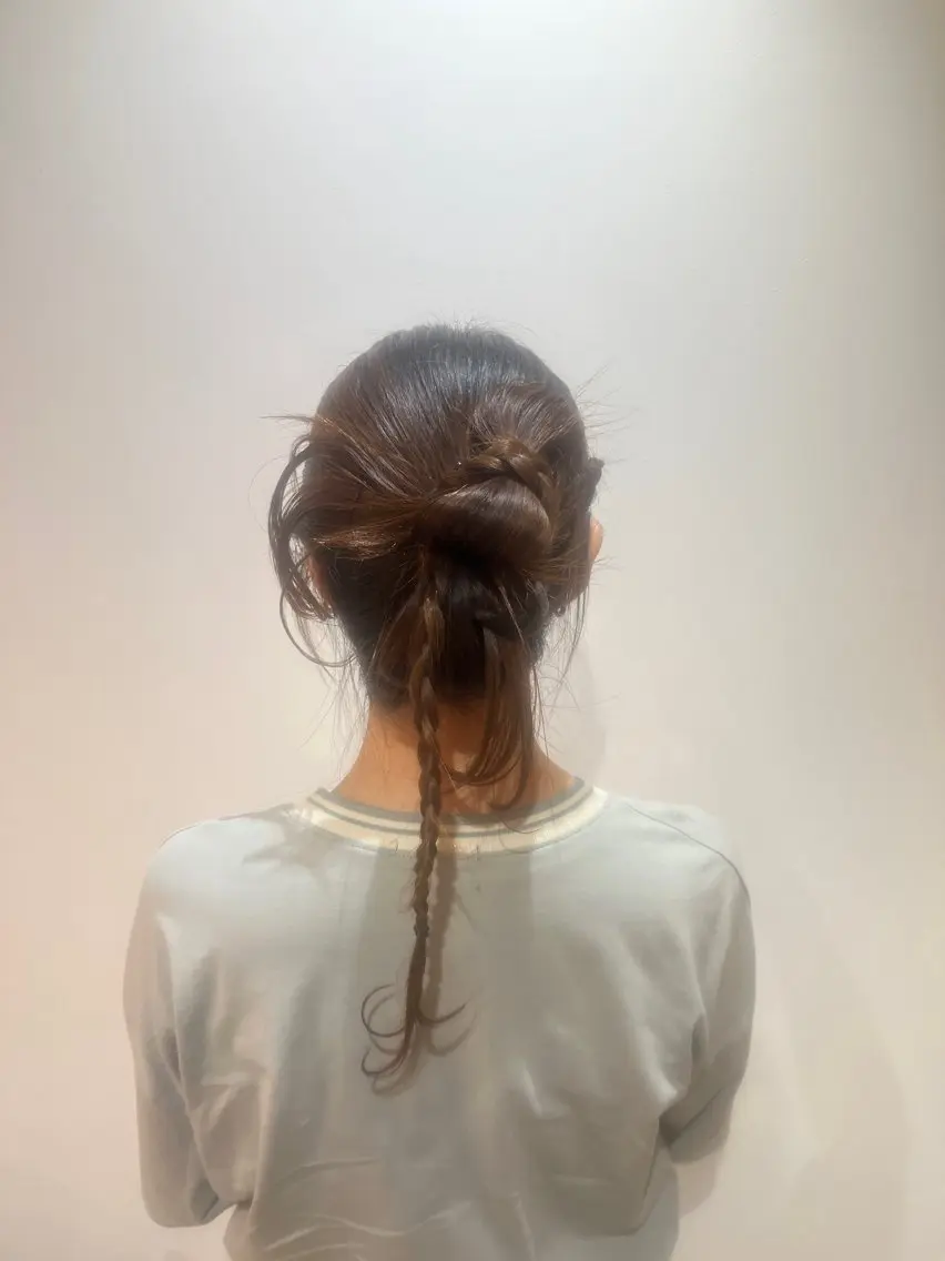 ロング ヘアアレンジ ヘアセット カラー/カット 🕊‎佐藤友奈‎🤍のヘアスタイル