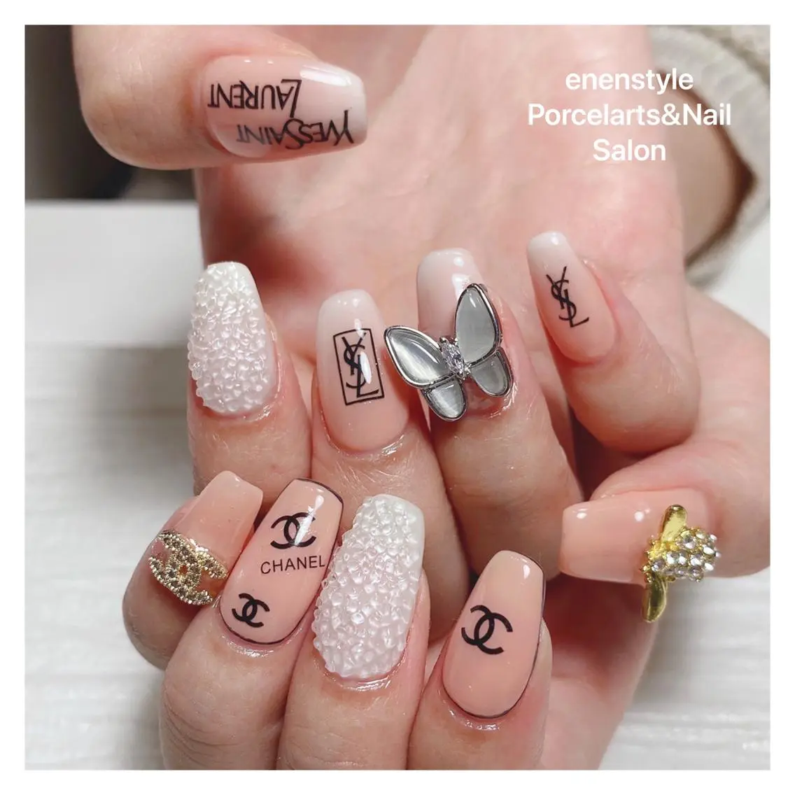 ミディアム ネイル ハンドネイル 🐾enen style 🐾のネイルデザイン