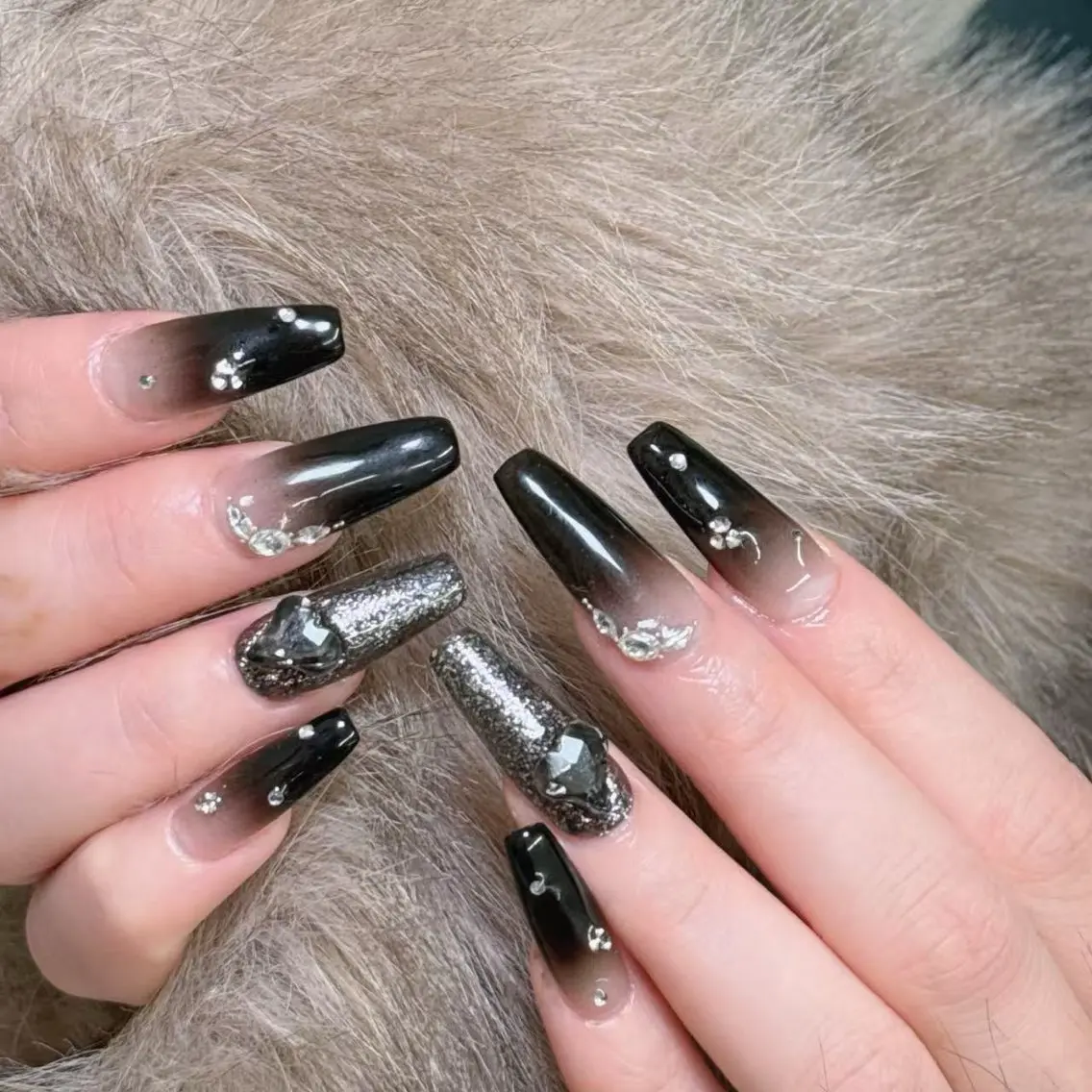 ネイル Glow Nail スカルプ専門店のネイルデザイン