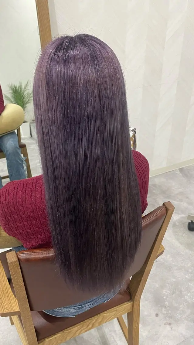 カラー JUNA 🖤のヘアスタイル