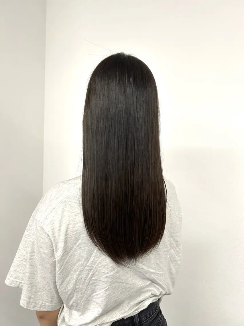 ロング ヘアカラー 鍛治 美月稀のヘアスタイル
