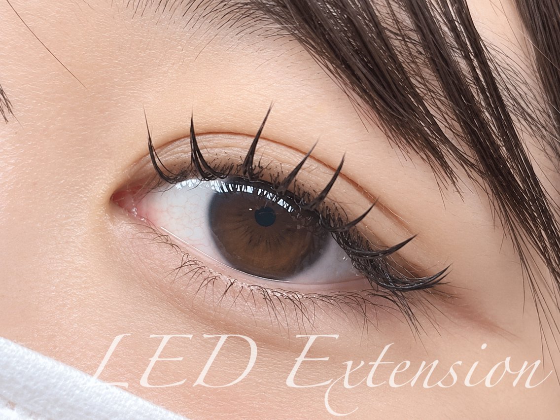 【ミニモ学割】☪️LEDフラットラッシュ100本×束感コーティング仕上げ☪️の写真