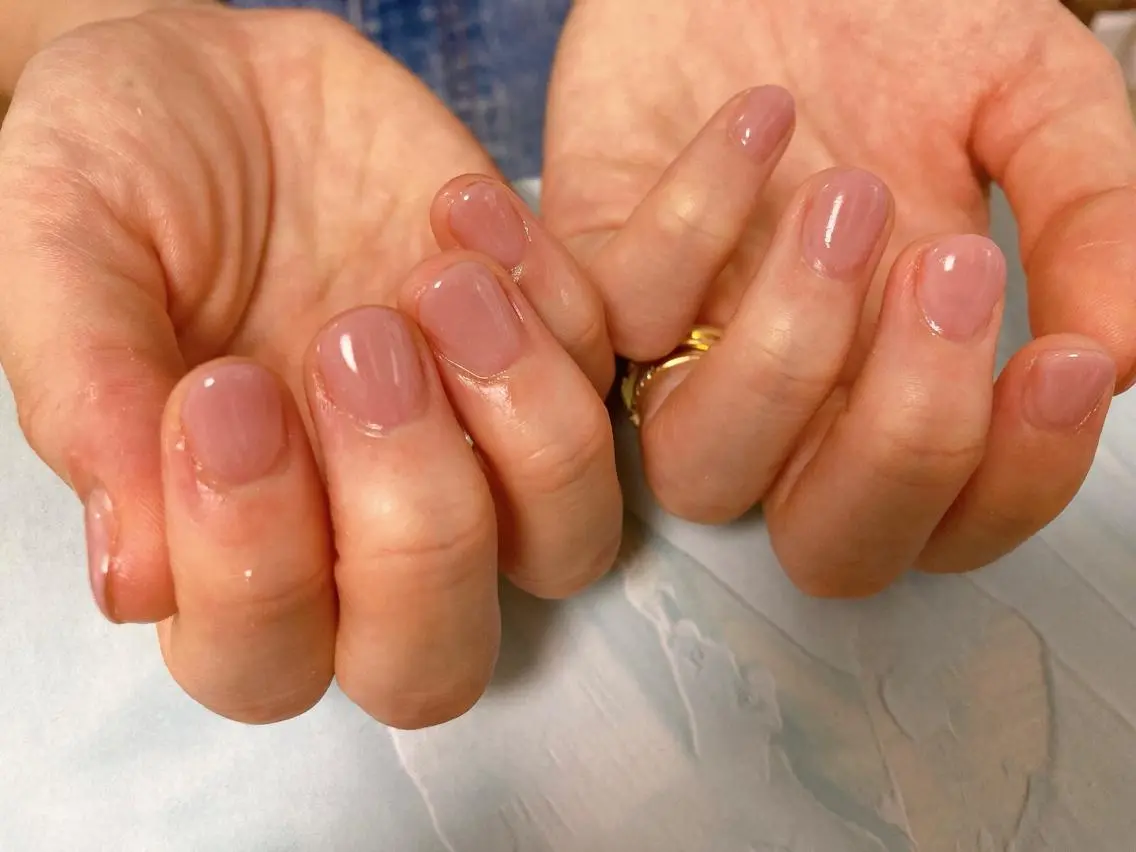 ネイル オフィスネイル mogunail &blowのネイルデザイン